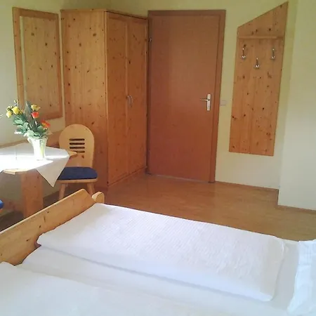 Gastehaus Ritschi 3*