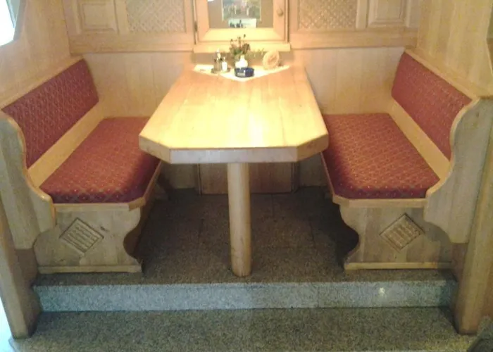 بيت ريفي Gastehaus Ritschi 3*